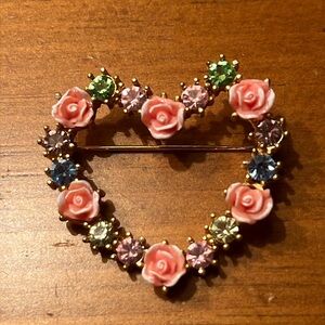 Avon Vintage Heart Brooch